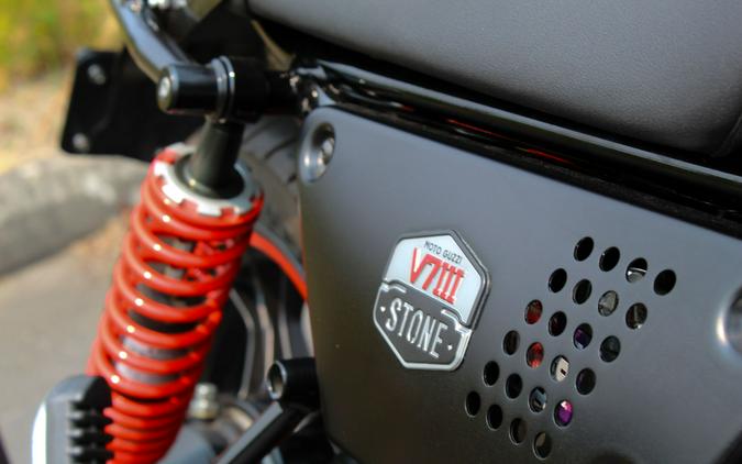 2020 Moto Guzzi V7 III Stone S