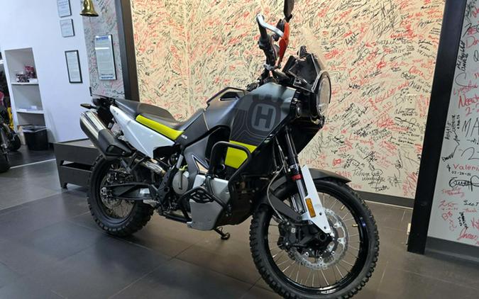 2023 Husqvarna Motorcycles Norden 901