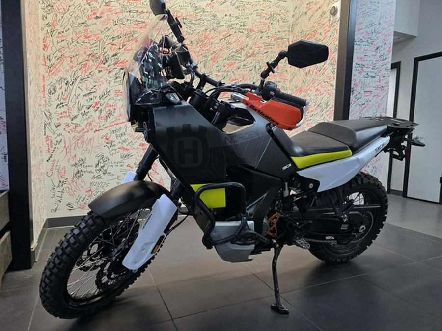 2023 Husqvarna Motorcycles Norden 901