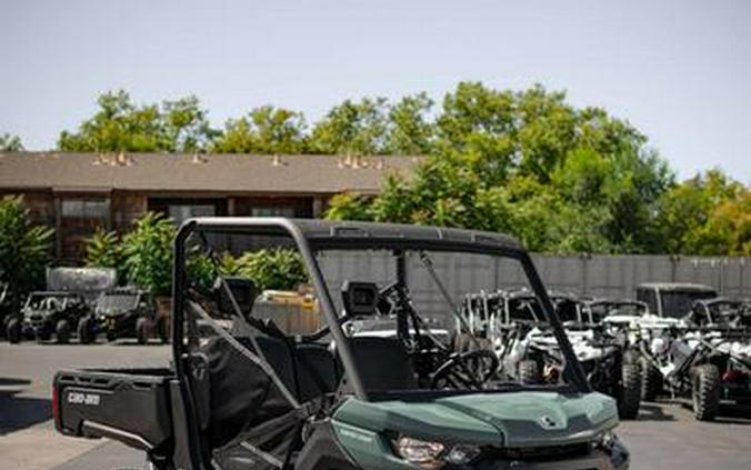2026 Can-Am® Defender HD7