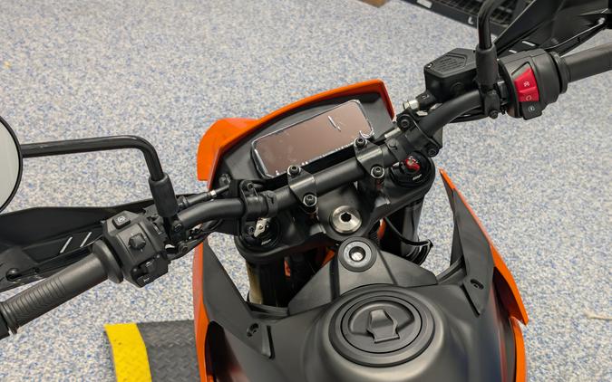 2026 KTM Enduro 390 R
