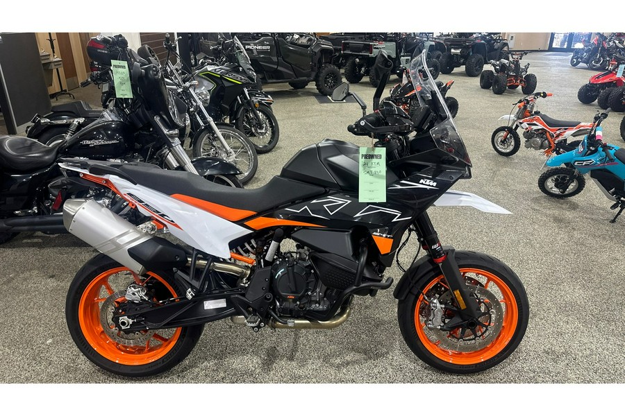 2024 KTM 890 SMT