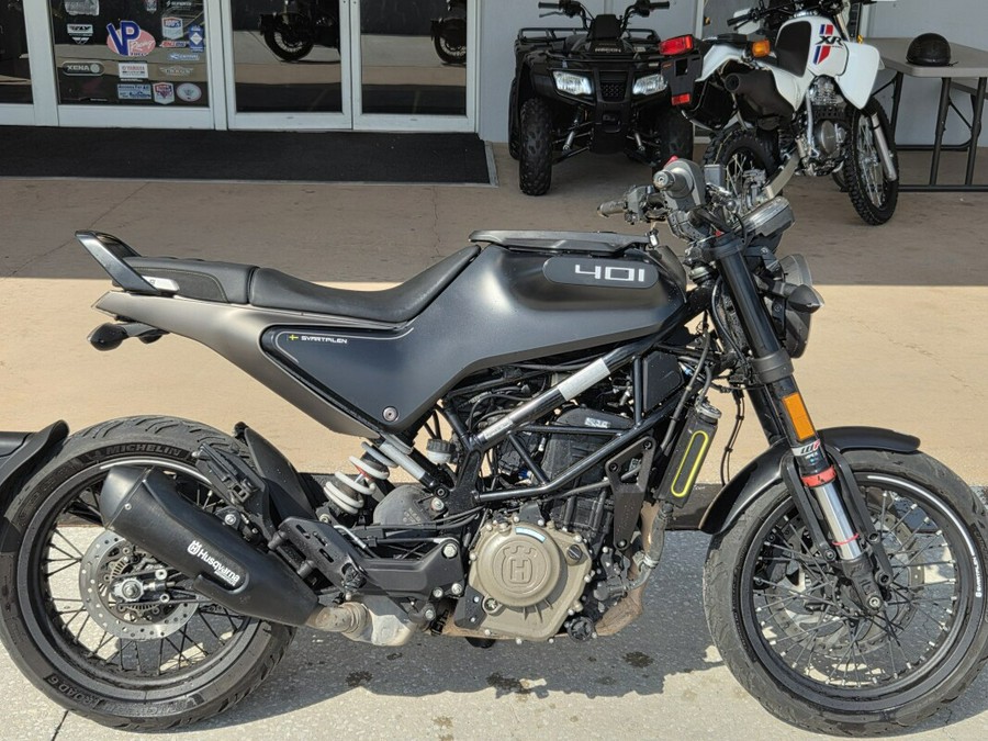 2022 Husqvarna Svartpilen 401