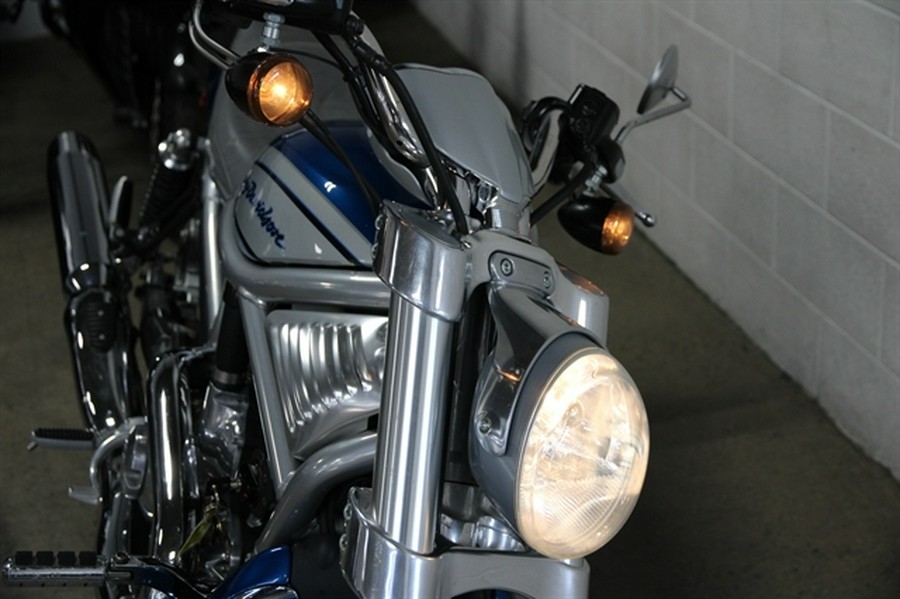 2006 HARLEY-DAVIDSON V-ROD