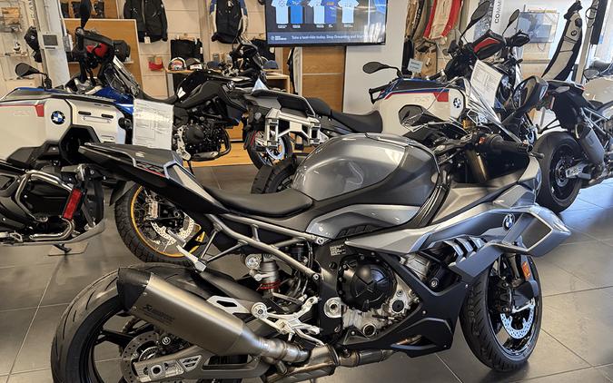 2026 BMW S 1000 RR