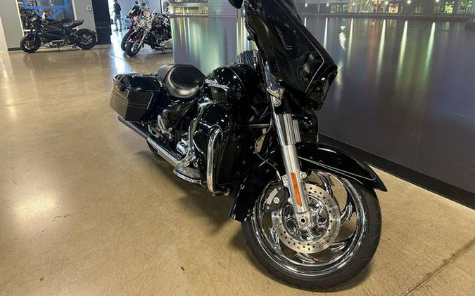 2016 Harley-Davidson FLHXS - Street Glide Special