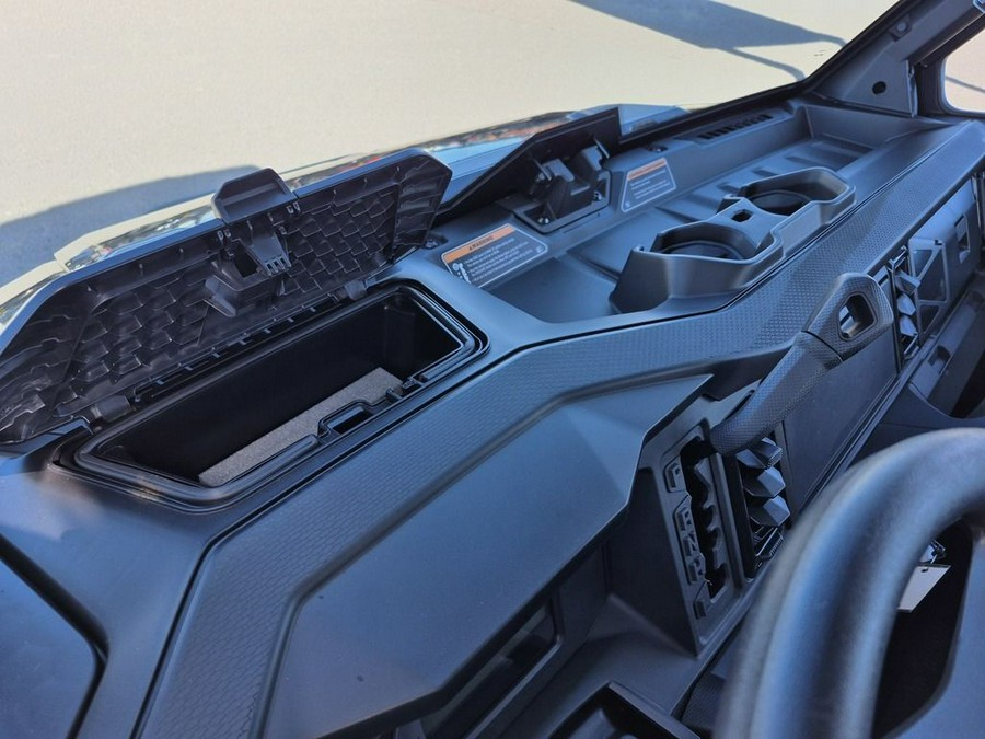 2026 Can-Am® Defender MAX XT CAB HD11