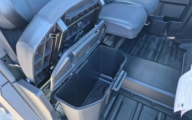 2026 Can-Am® Defender MAX XT CAB HD11