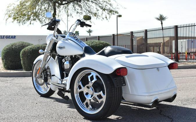2016 Harley-Davidson Freewheeler