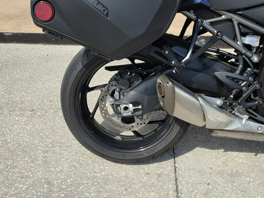 2022 Suzuki GSX-S1000GT+