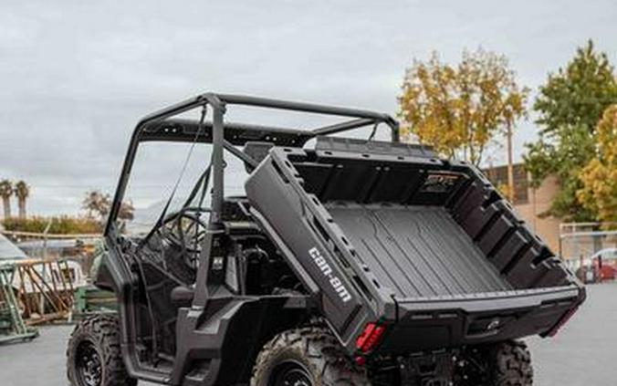 2026 Can-Am® Defender HD9
