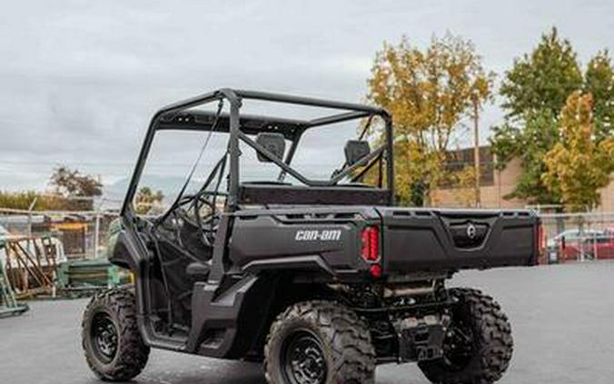2026 Can-Am® Defender HD9