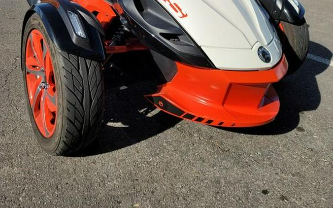 2015 Can-Am® Spyder® RS-S Special Series 5-Speed Semi-Automatic (SE5)