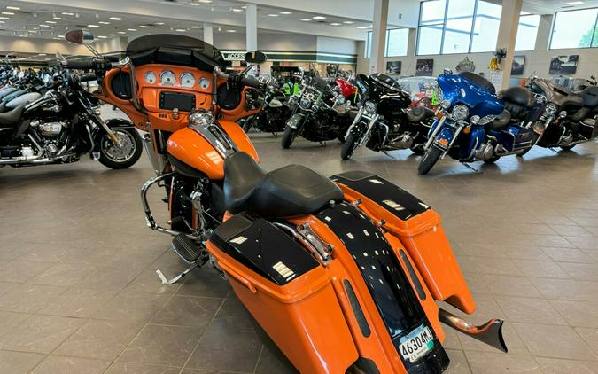 2018 Harley-Davidson Street Glide Special FLHXS