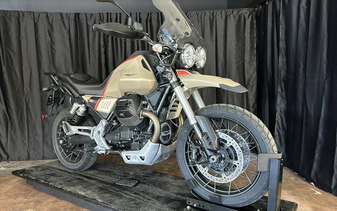 2021 Moto Guzzi V85TT