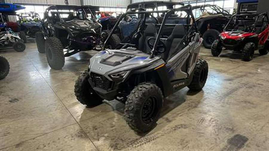 2025 Polaris RZR 200 EFI