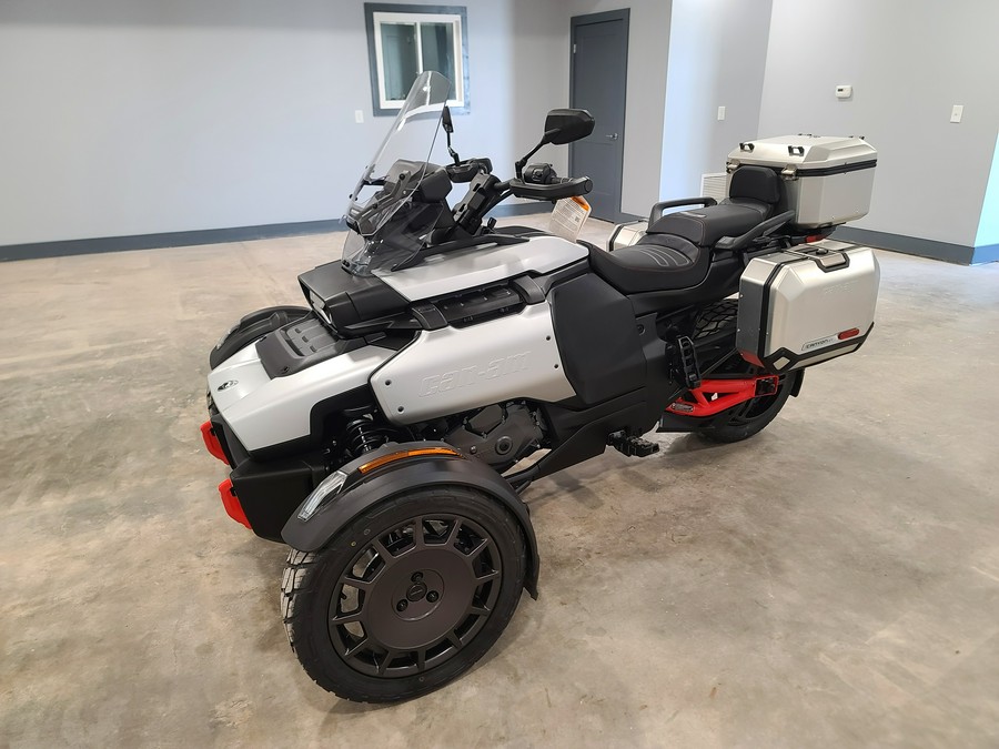 2025 Can-Am Canyon XT
