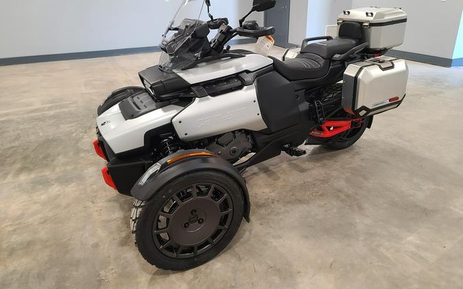 2025 Can-Am Canyon XT
