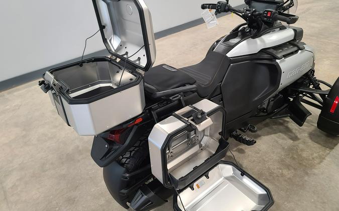 2025 Can-Am Canyon XT