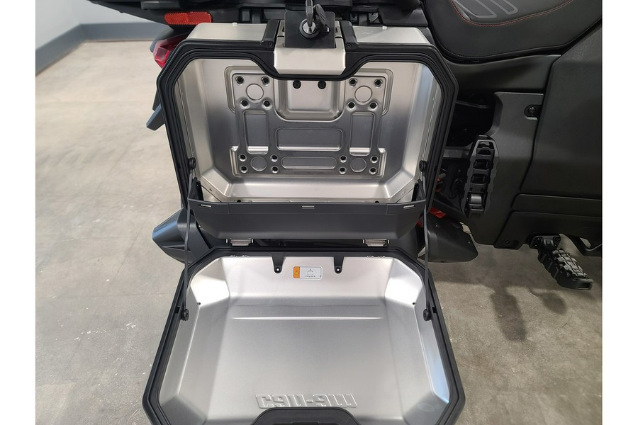 2025 Can-Am Canyon XT