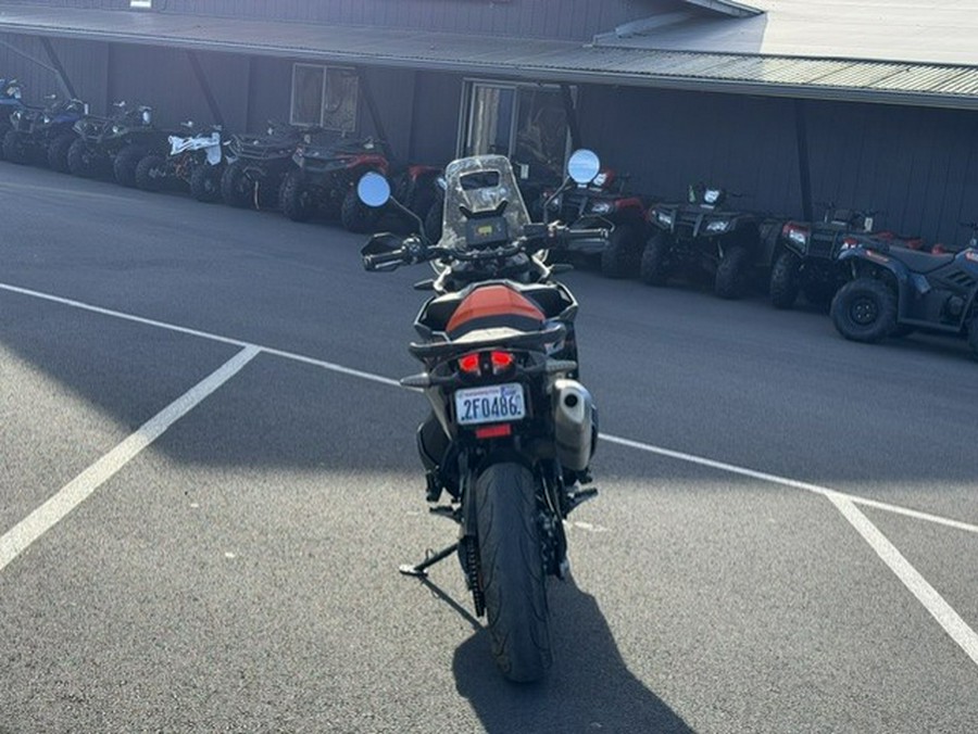 2023 KTM Adventure 890