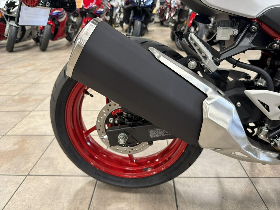 2026 Kawasaki Z500 SE ABS