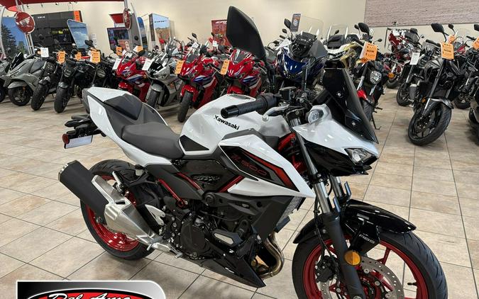 2026 Kawasaki Z500 SE ABS