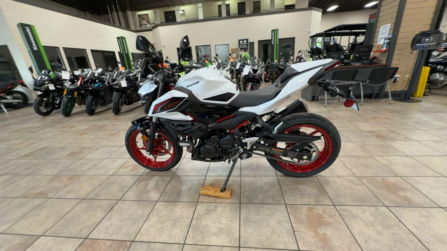 2026 Kawasaki Z500 SE ABS