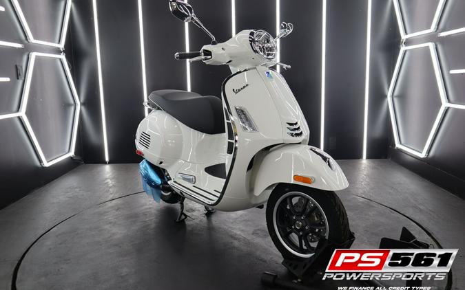 2024 Vespa GTS Super 300