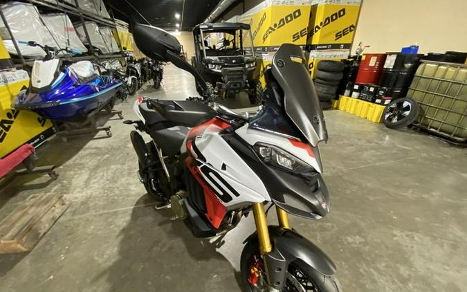 2025 Ducati Multistrada V4 RS