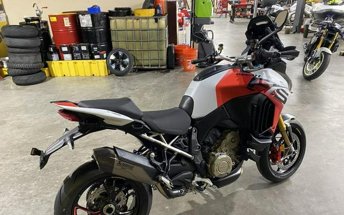 2025 Ducati Multistrada V4 RS