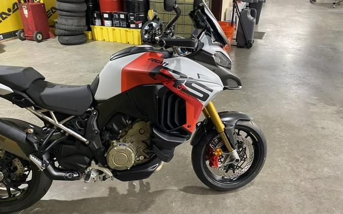 2025 Ducati Multistrada V4 RS