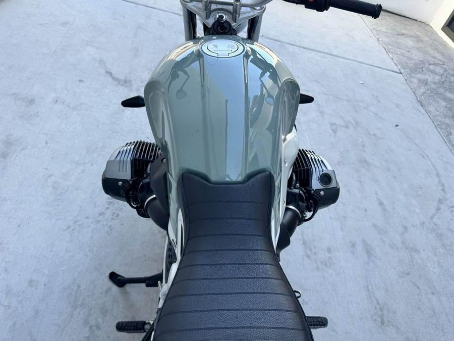 2023 BMW R nineT Pure 719 Underground/Light White