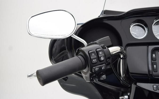 2018 Harley-Davidson Trike FLHTCUTG - Tri Glide Ultra