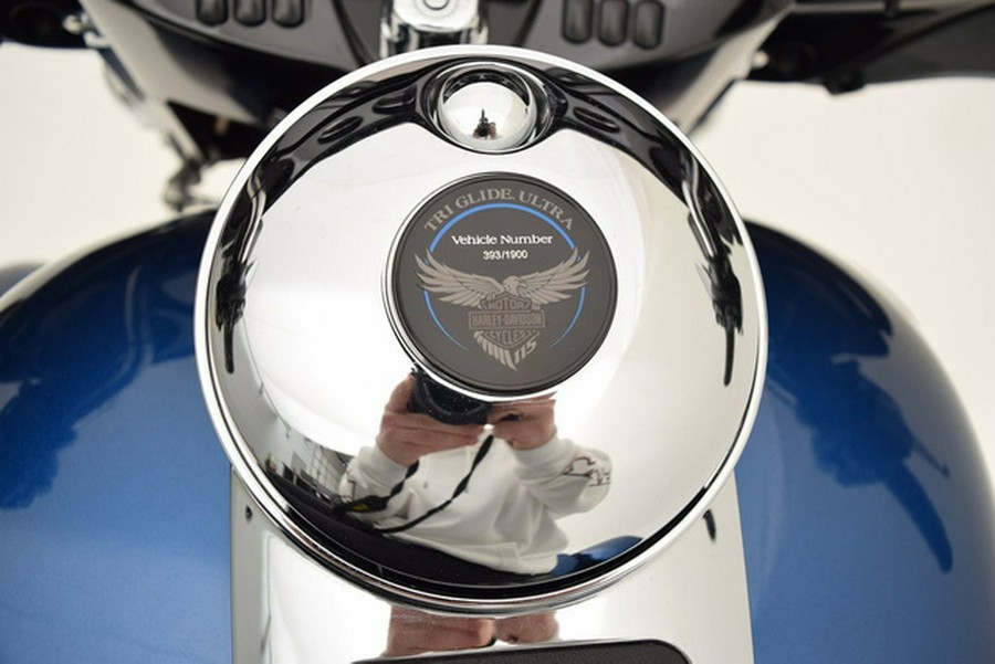 2018 Harley-Davidson Trike FLHTCUTG - Tri Glide Ultra