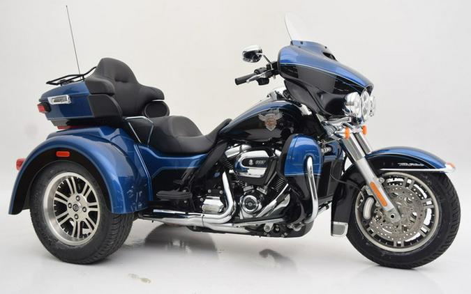 2018 Harley-Davidson Trike FLHTCUTG - Tri Glide Ultra