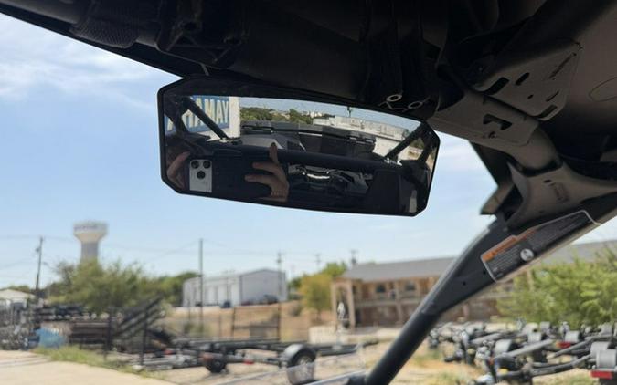 2026 Can-Am Maverick X3 X Rs Turbo RR Triple Black_4.5 In