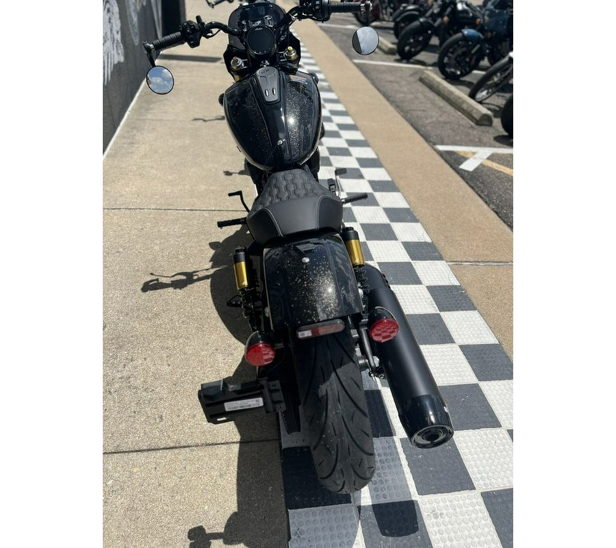 2026 Indian Motorcycle® 101 Scout® Black Crystal with Super Graphite