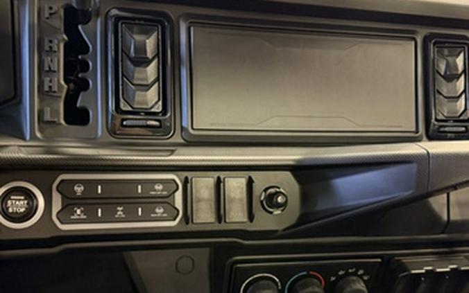 2027 Can-Am Defender XU XT CAB HD10