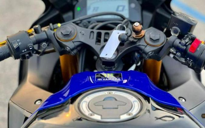 2020 Yamaha YZF-R3 Monster Energy