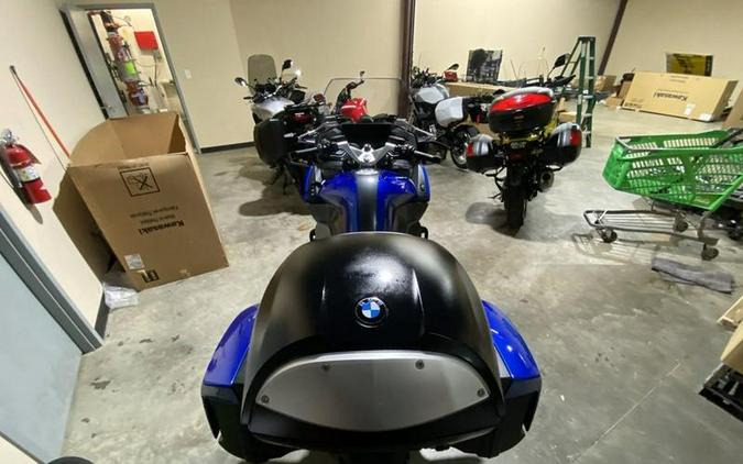 2022 BMW R 1250 RT Racing Blue Metallic