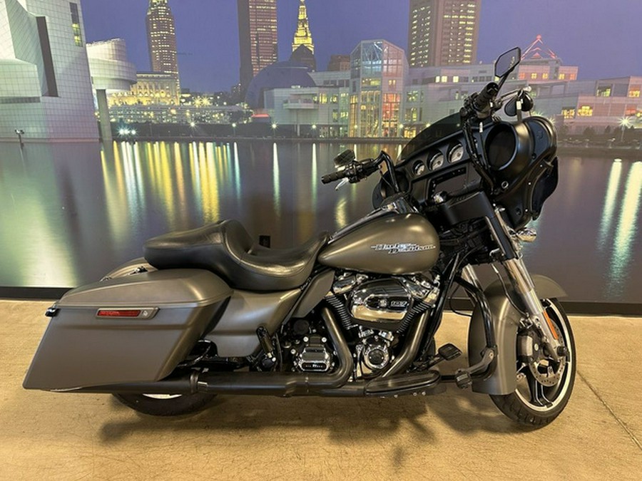 2018 Harley-Davidson FLHX - Street Glide