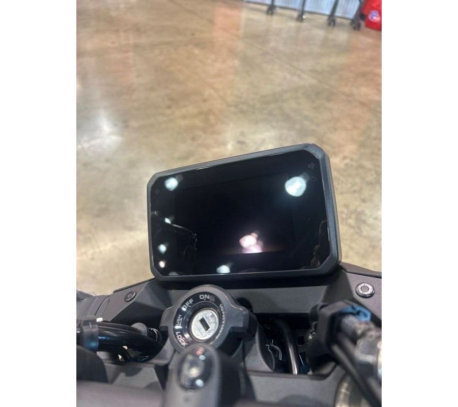 2025 Honda CB750 Hornet Base