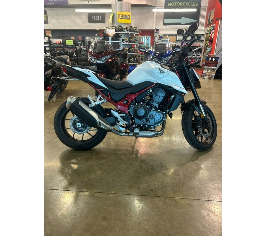 2025 Honda CB750 Hornet Base