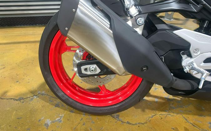 2025 CFMOTO 450SS CF400-6US
