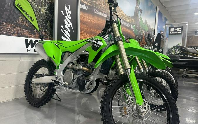 FIRST LOOK! 2024 KAWASAKI KX250, KX112, KX85 & KX65 MODELS