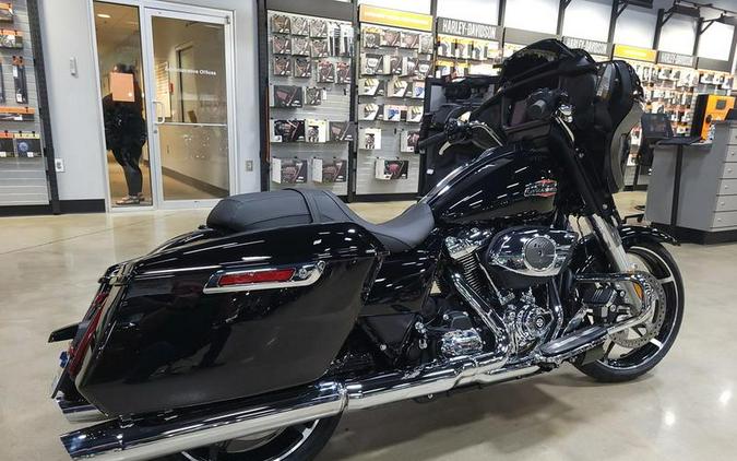 2026 Harley-Davidson® FLHX - Street Glide®
