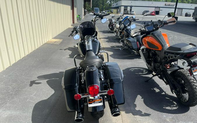 2017 Harley-Davidson Road King®