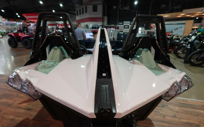 2026 Slingshot Slingshot R - AutoDrive