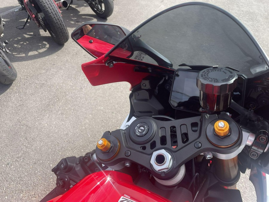 2026 Yamaha YZF-R7 CA 70th Anniversary Edition